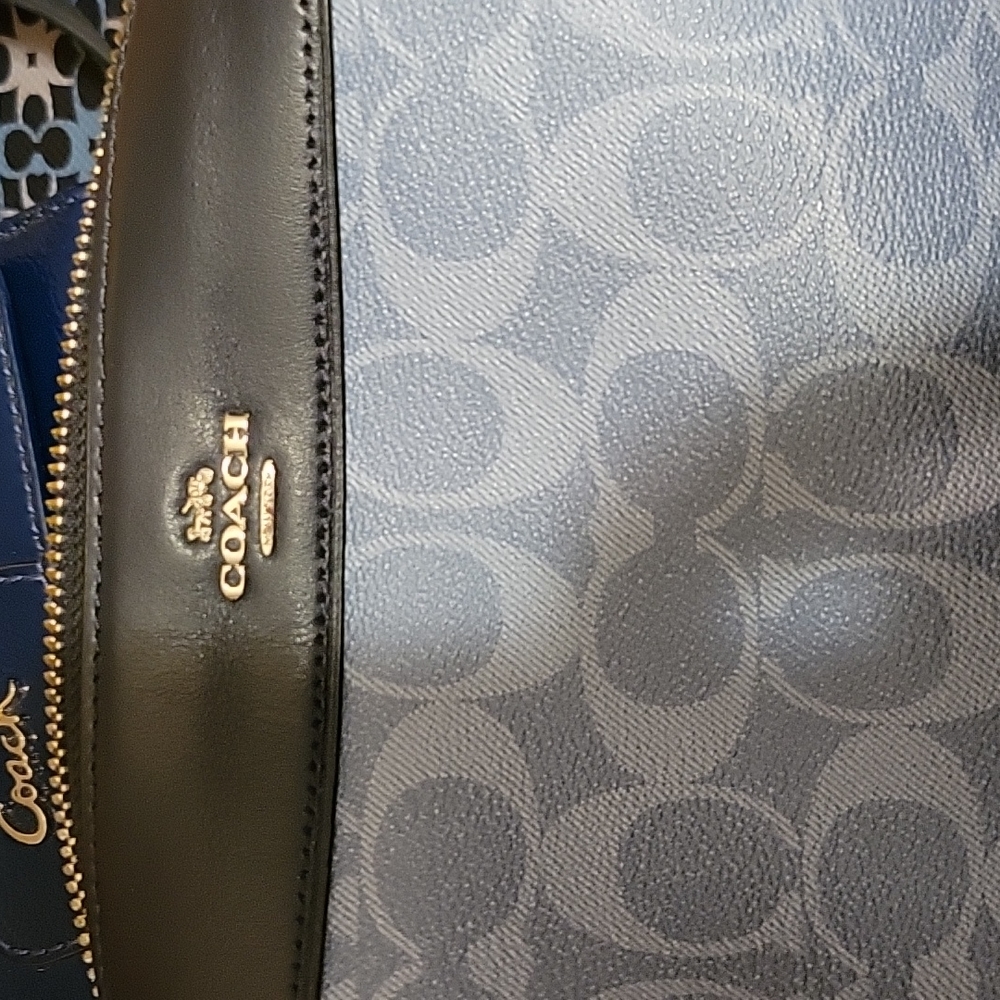 Cross body small bag